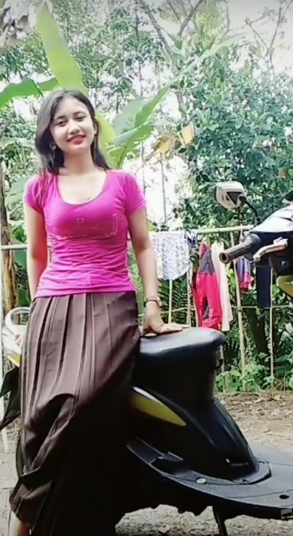 Viral Video 2025 Terbaik 10 Video Wiwik Fyp Baju Dinas Merah Gemoy Paha Tompelen Tenggelam Dalam Hasrat One For All Indonesia Trending Official Abg SMP