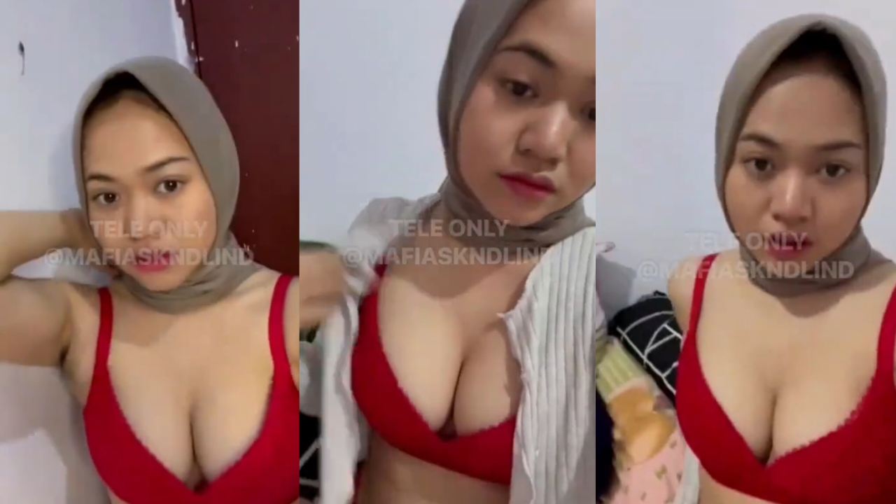 Video Viral Ukhti Hijab Pakai Rok Pendek, Apa Kata Netizen?
